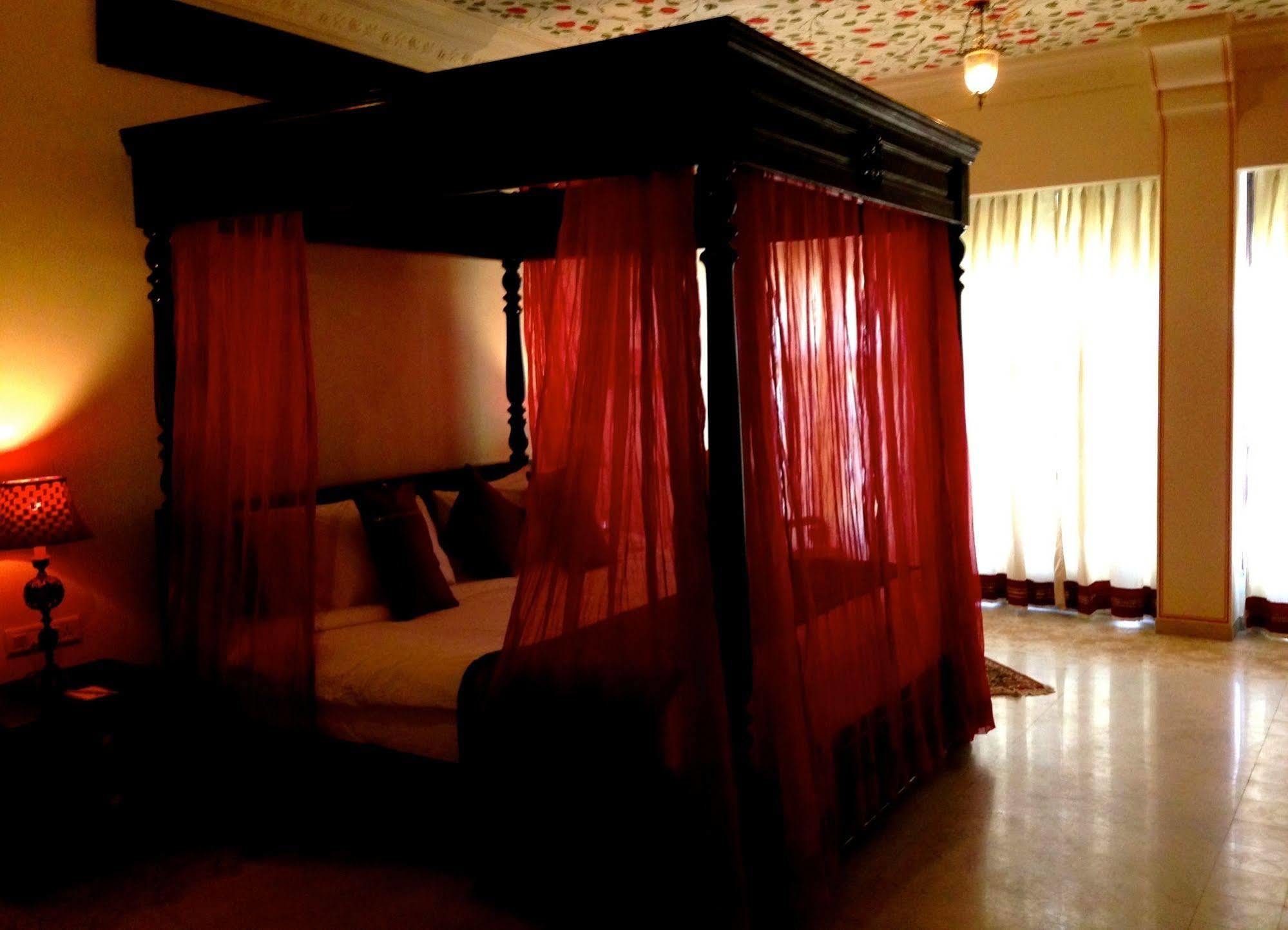 Treehouse Anuraga Palace Hotell Sawai Madhopur Exteriör bild